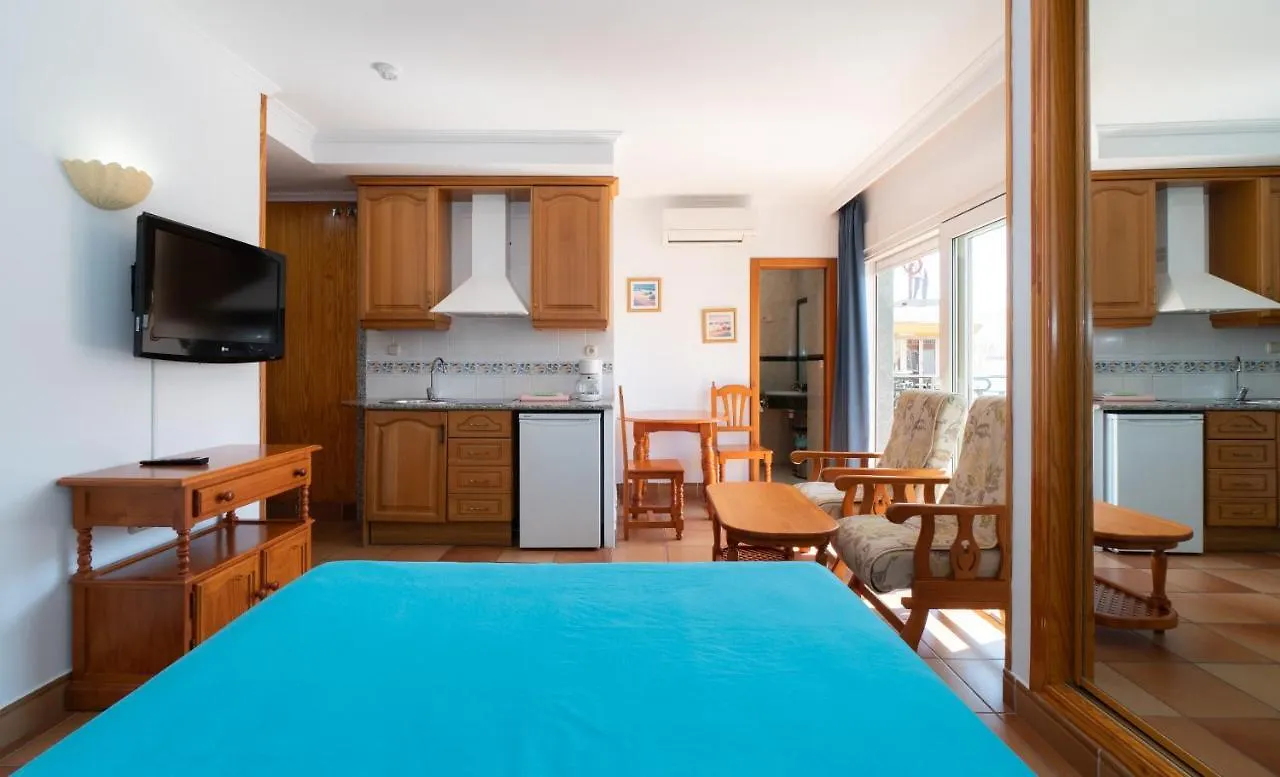 Apartamentos Leonor Carihuela Torremolinos 0*,  Spanje
