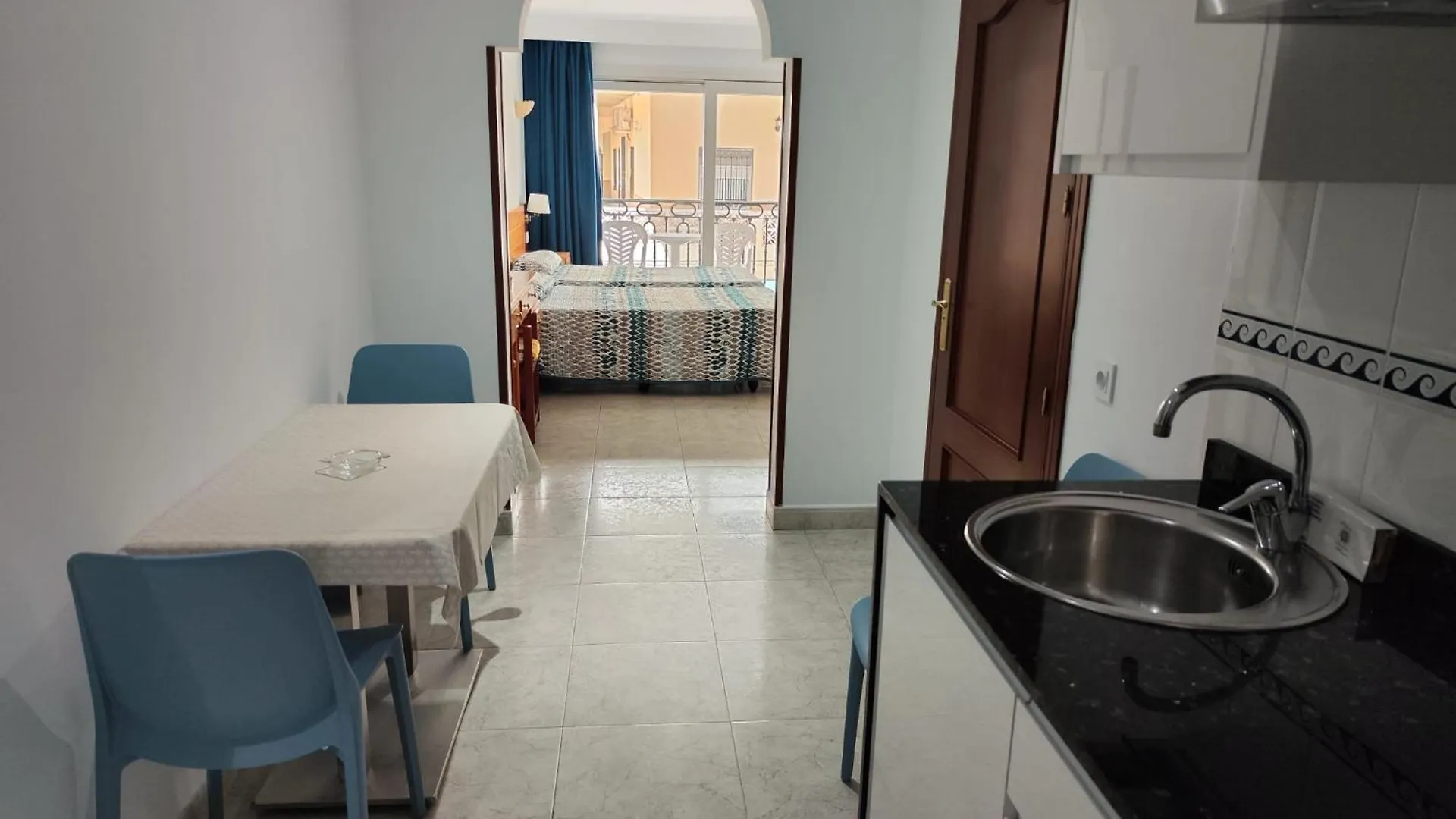Apartamentos Leonor Carihuela Torremolinos Appartement