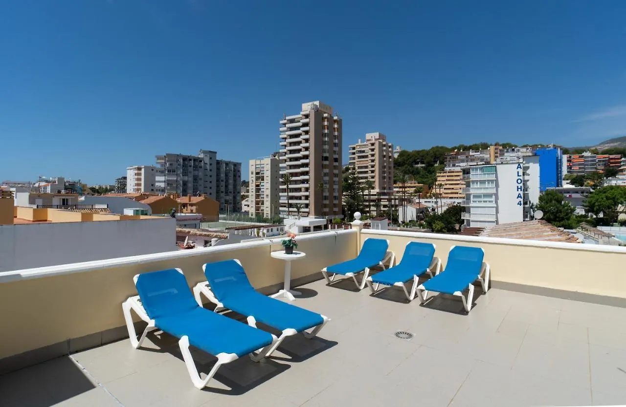 Apartamentos Leonor Carihuela Torremolinos