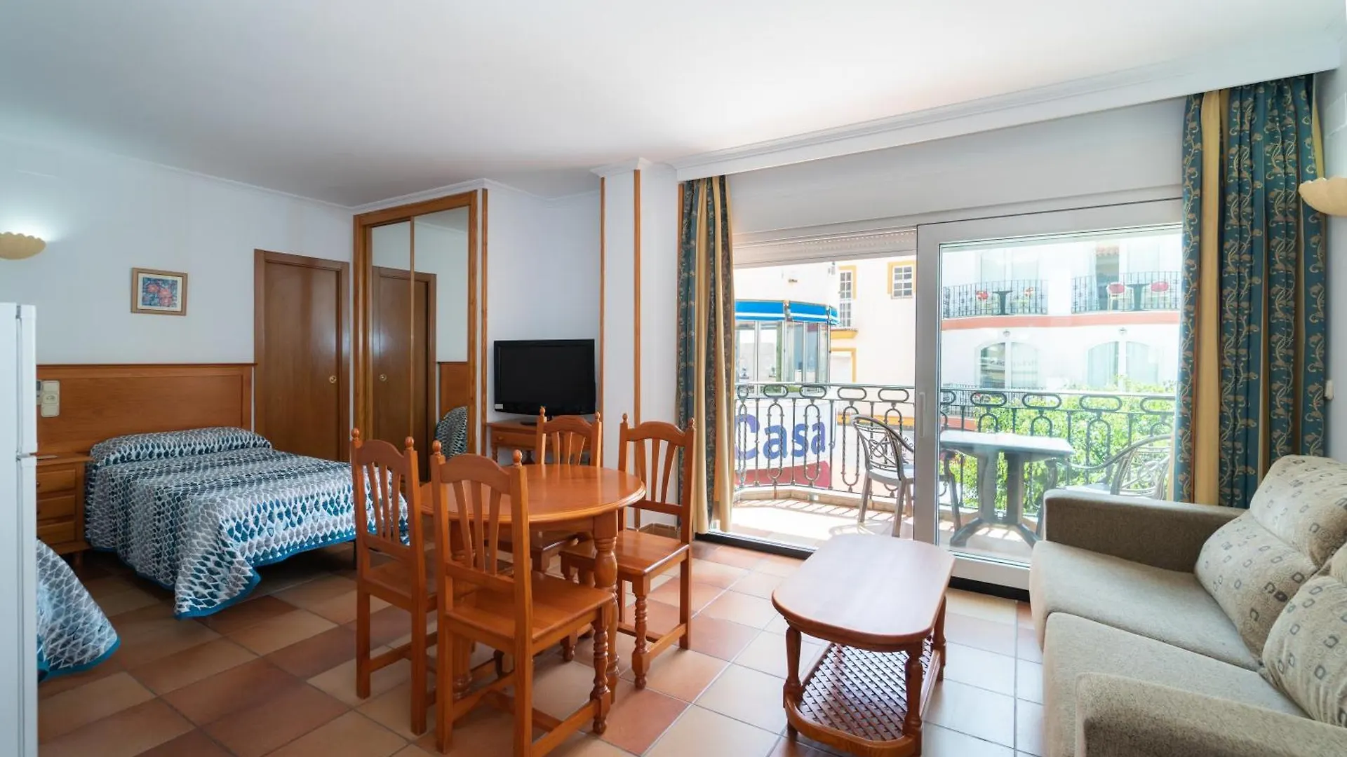Apartment Apartamentos Leonor Carihuela Torremolinos Spain