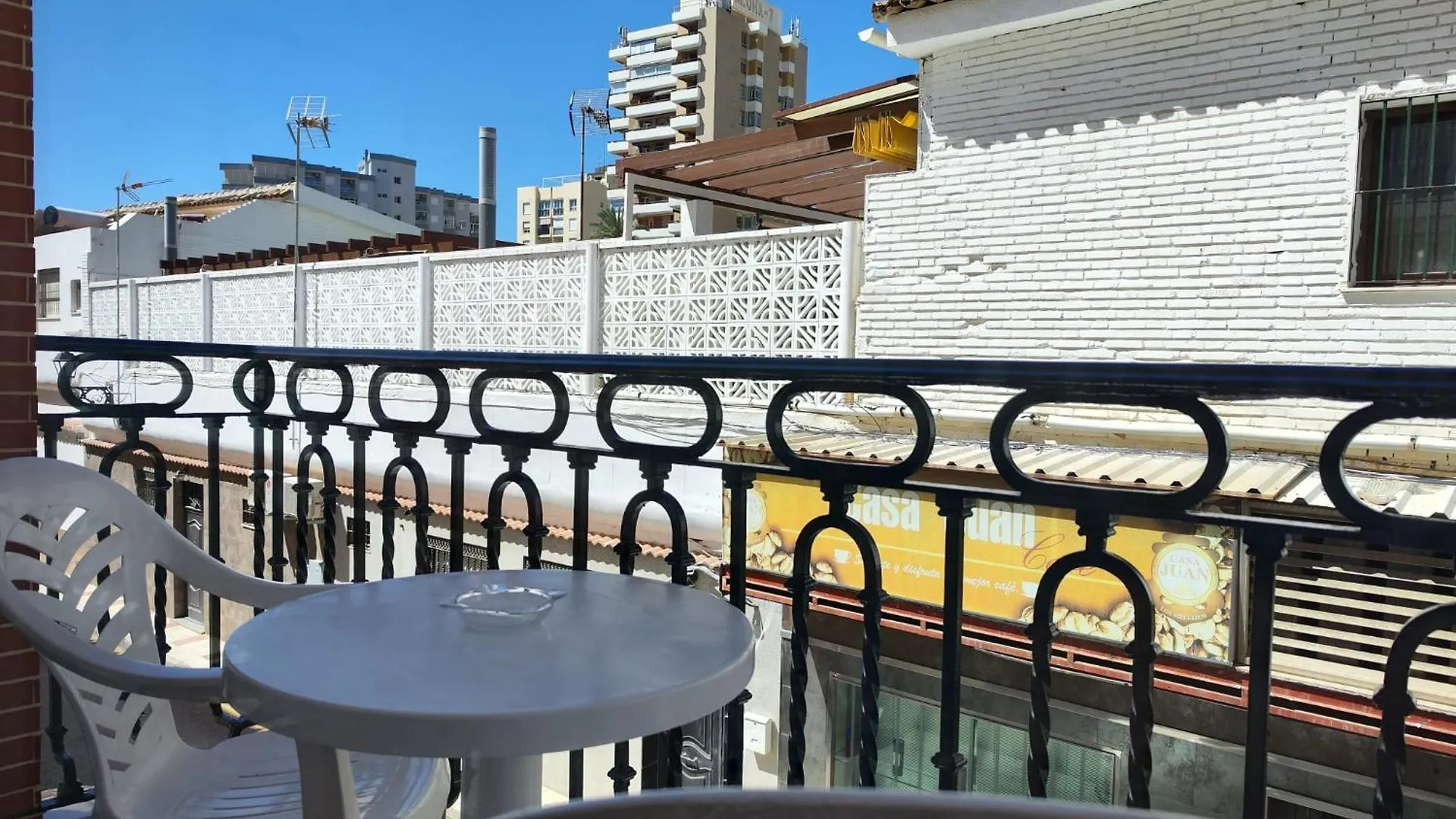 Apartment Apartamentos Leonor Carihuela Torremolinos